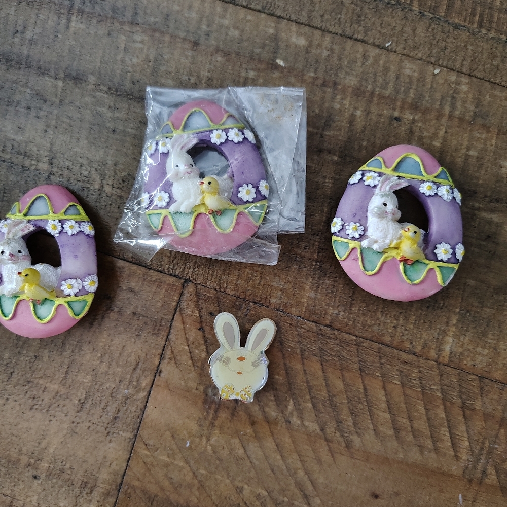 Pink and Purple Easter Egg Brooch Set